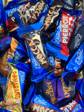 Load image into Gallery viewer, E.Wedel Mieszanka Wedlowska Dark chocolate covered mix candies 200g