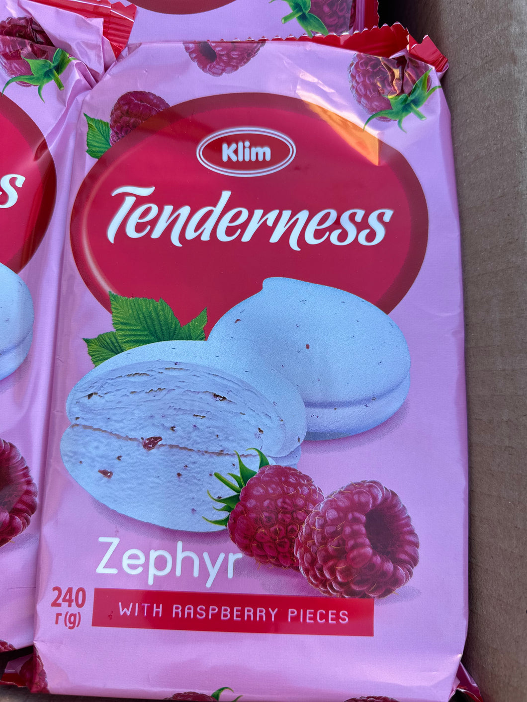 Klim “Tenderness” Zephyr with Raspberry Pieces 240g